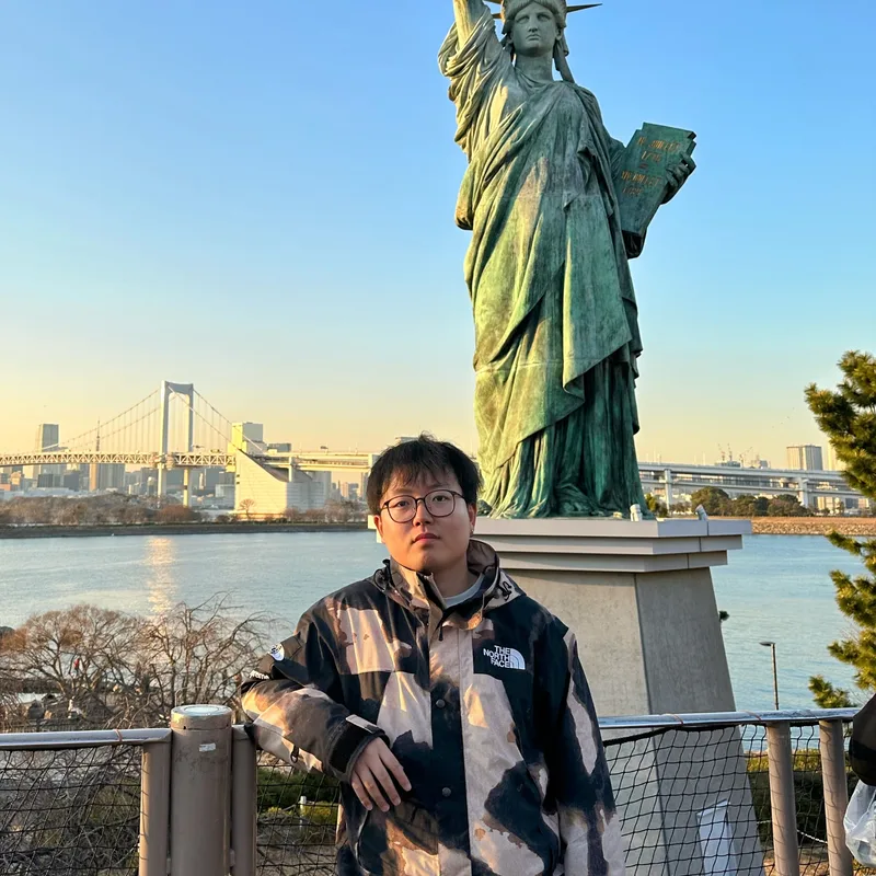 方昱博